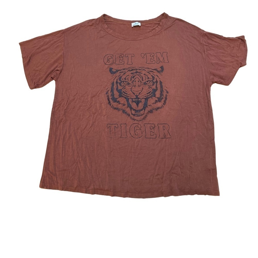 Blue Buttercup “Get ‘Em Tiger” Brown Tee L | Fierce & Fun!